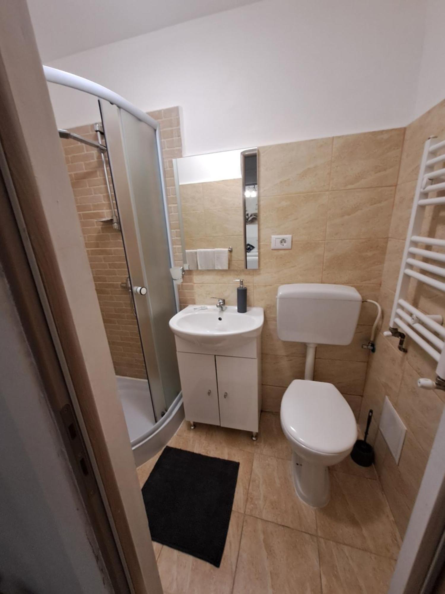Garsoniera Vivere Сибиу Экстерьер фото